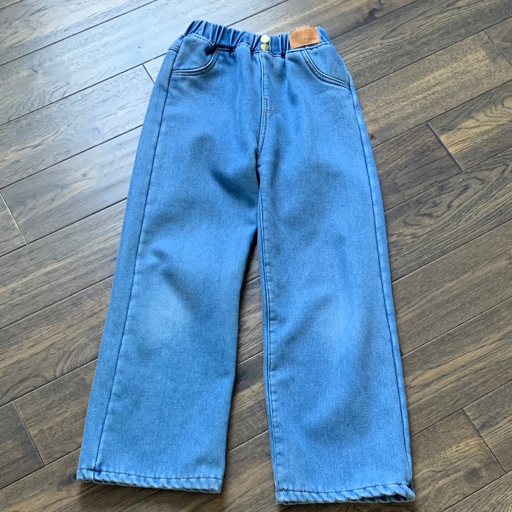 Classic Blue Kids Cold-free Jeans. Great for cold weather.Pre-owned.Size:M 10/12